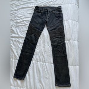 Men’s True Religion jeans